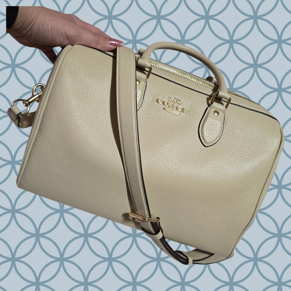 Coach Cream Leather Women's Bag